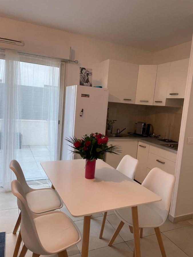 Appartement La Plage De La Pointe Rouge Марсилия Екстериор снимка